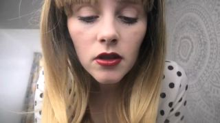 Sydney Harwin – Pushy Mom