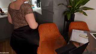 AnnaScot – Mom Will Do Anything to Have You